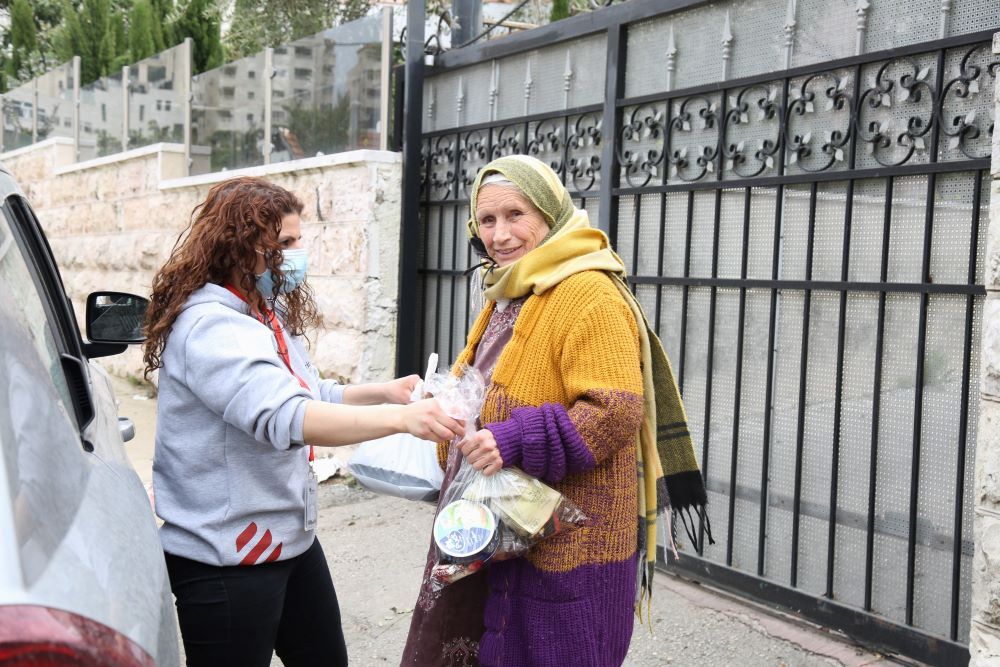 Soutien sanitaire et psychologique aux personnes âgées en Palestine