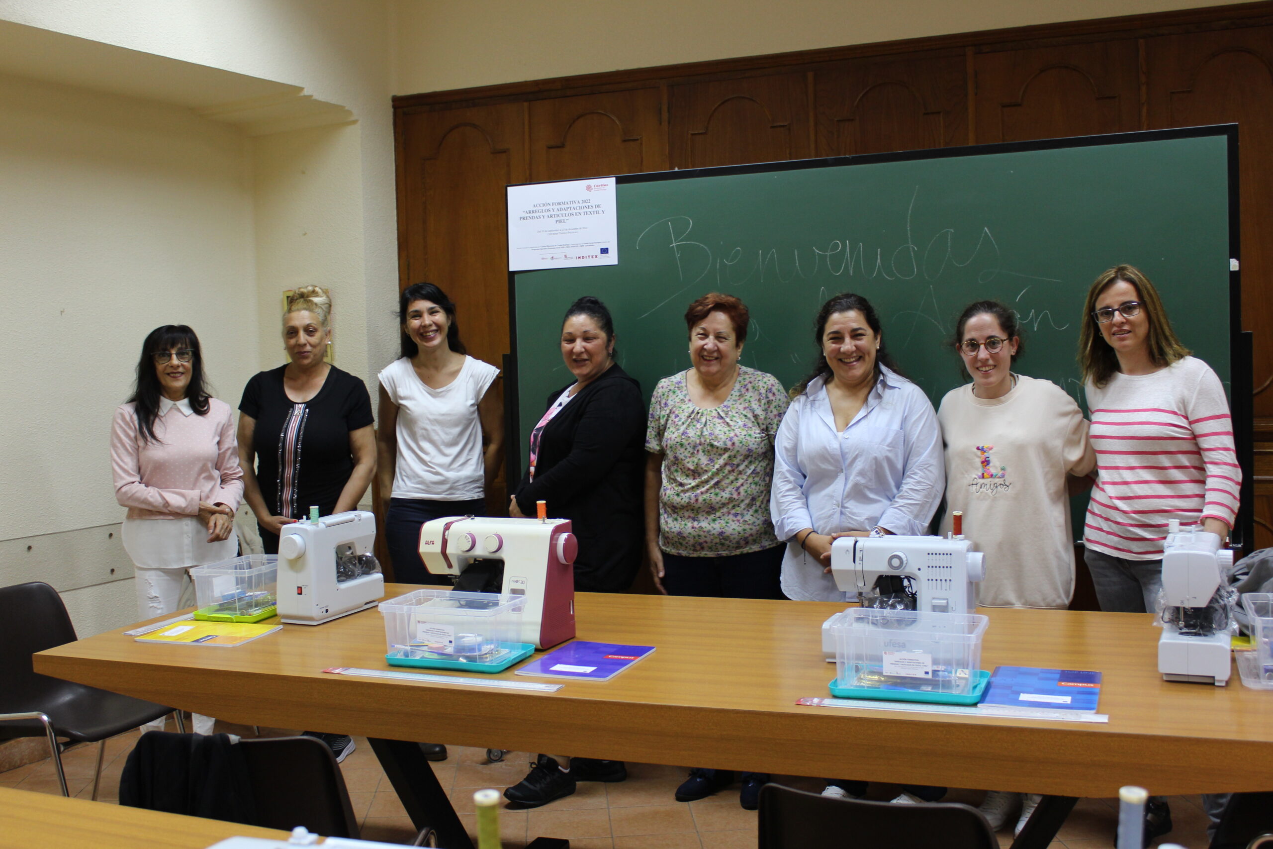 Comienza acción formativa de y adaptaciones de prendas y textil y piel" - Diocesana de Ciudad Rodrigo