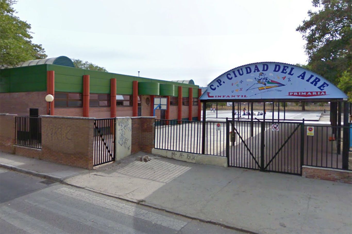 Recogida de del Colegio Ciudad del Aire para Cáritas Parroquial Castrense Alcalá - Cáritas Castrense