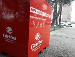 Recientemente todos los días Discriminatorio CPC de Valladolid: recogida de ropa y generación de empleo - Cáritas  Castrense